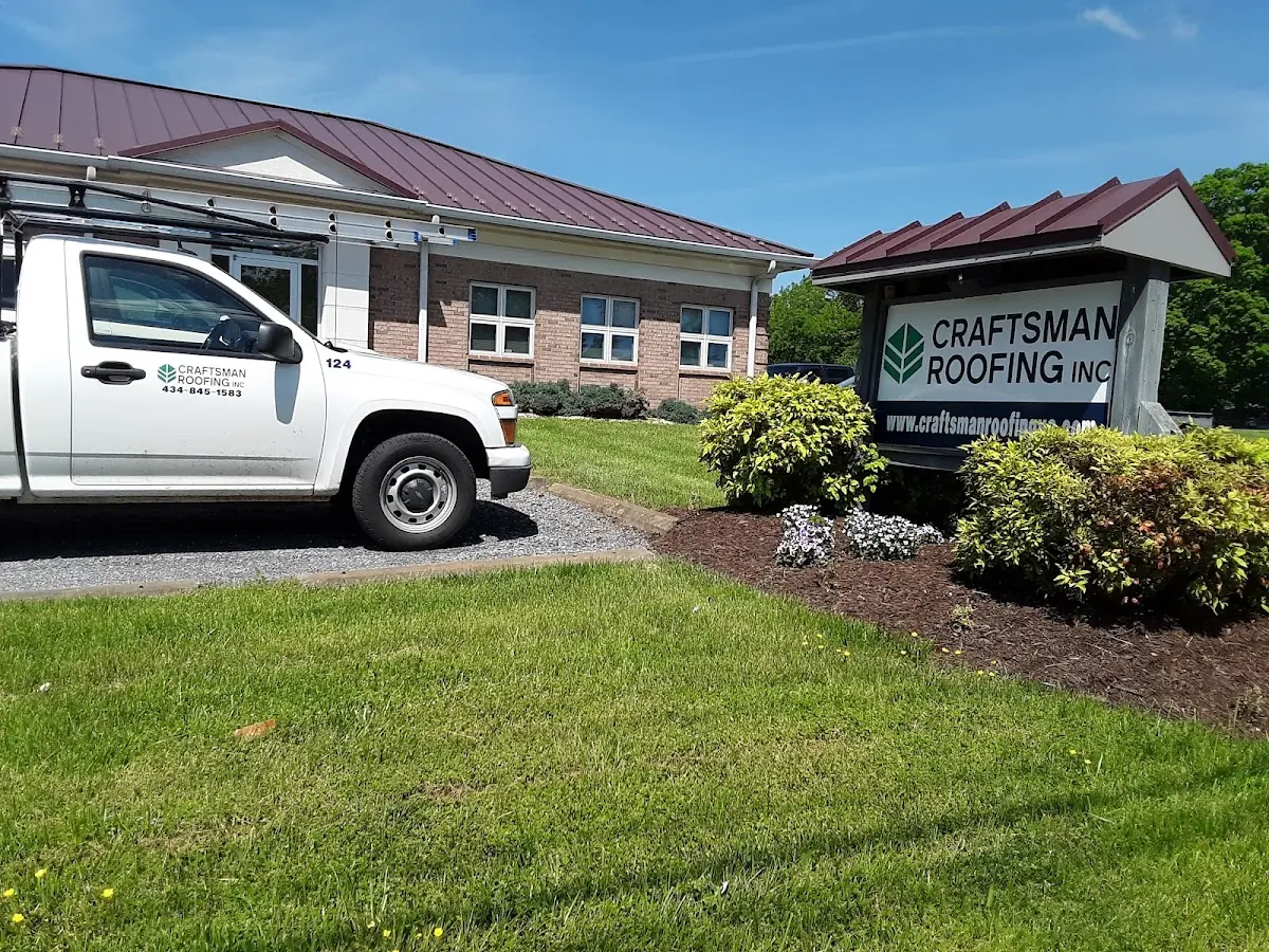 Quality Ice Dam Removal by experienced craftsmen in Centerville